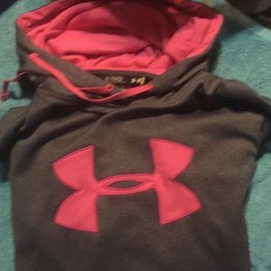Women's under Armour hoodie